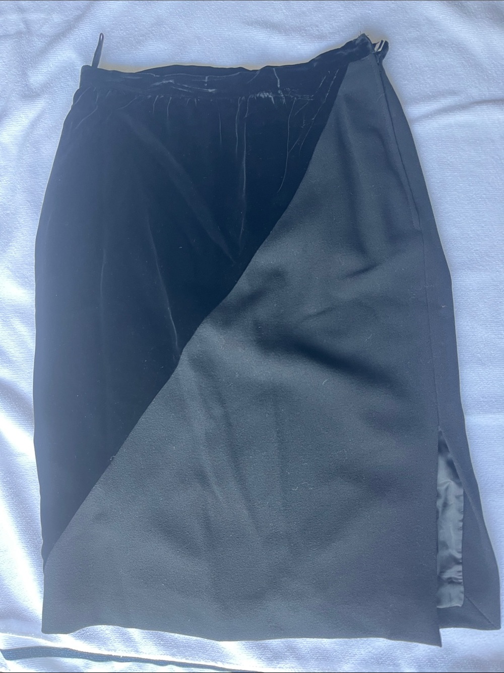 Black velvet and crepe Texture Midi Skirt